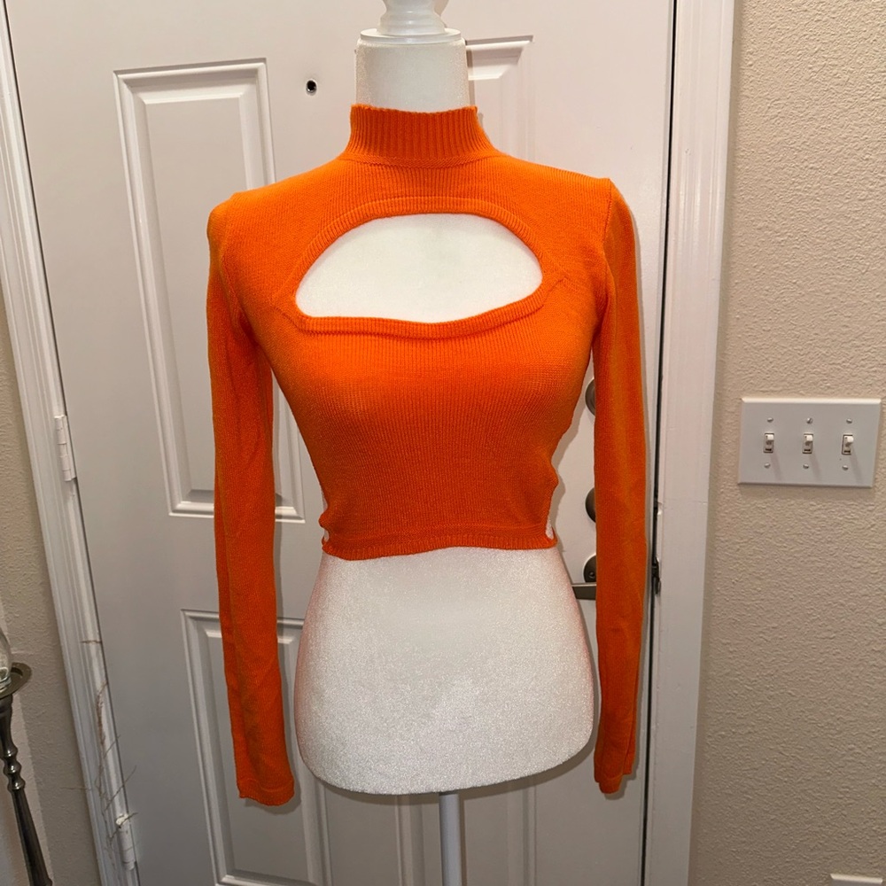 ORANGE TIE BACK LONG SLEEVE KNIT CROP TOP size small